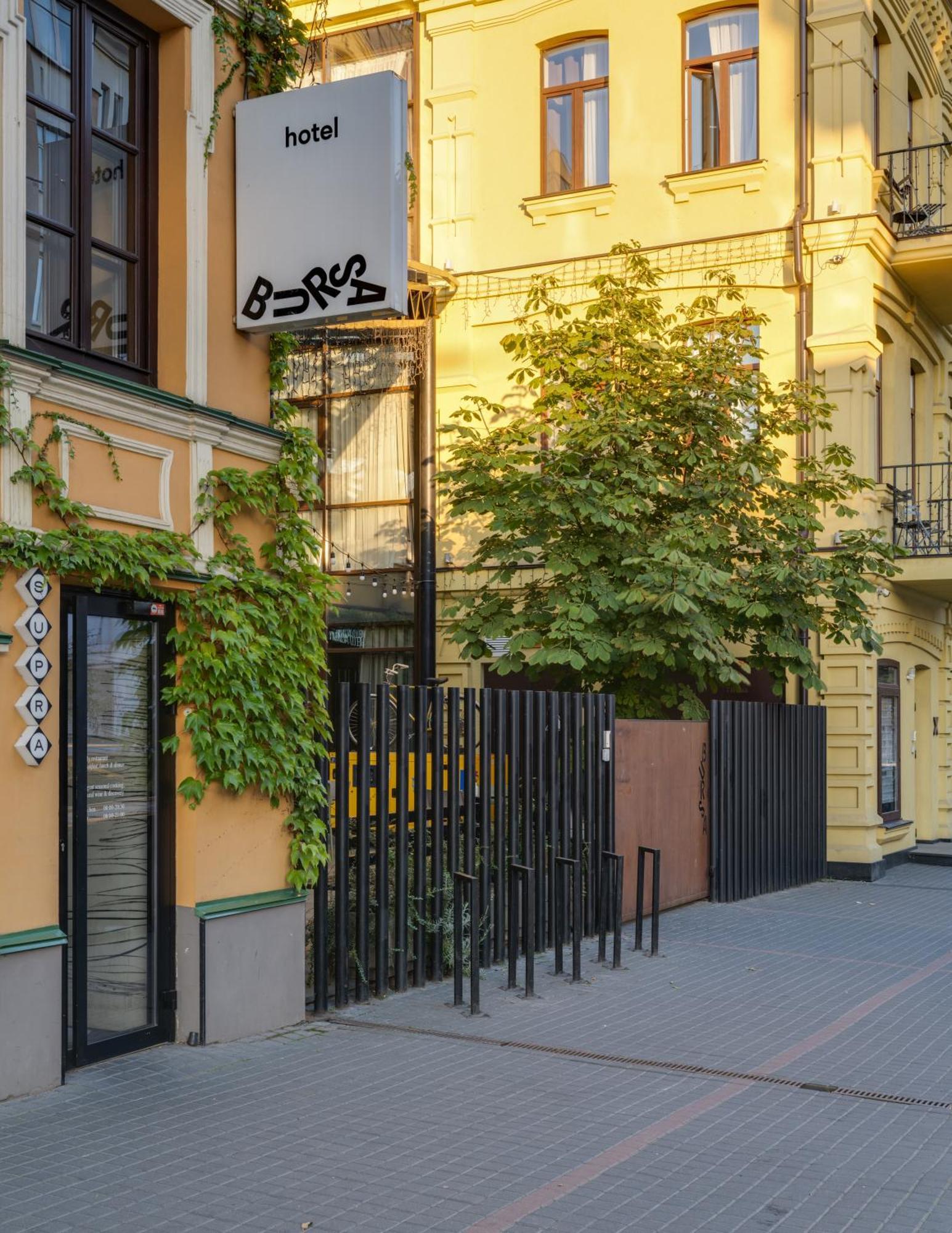Bursa Hotel Kyiv Exterior photo